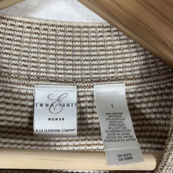 Emma James Mock Neck Sleeveless Top Size 1/1X Womens - Picture 6 of 6